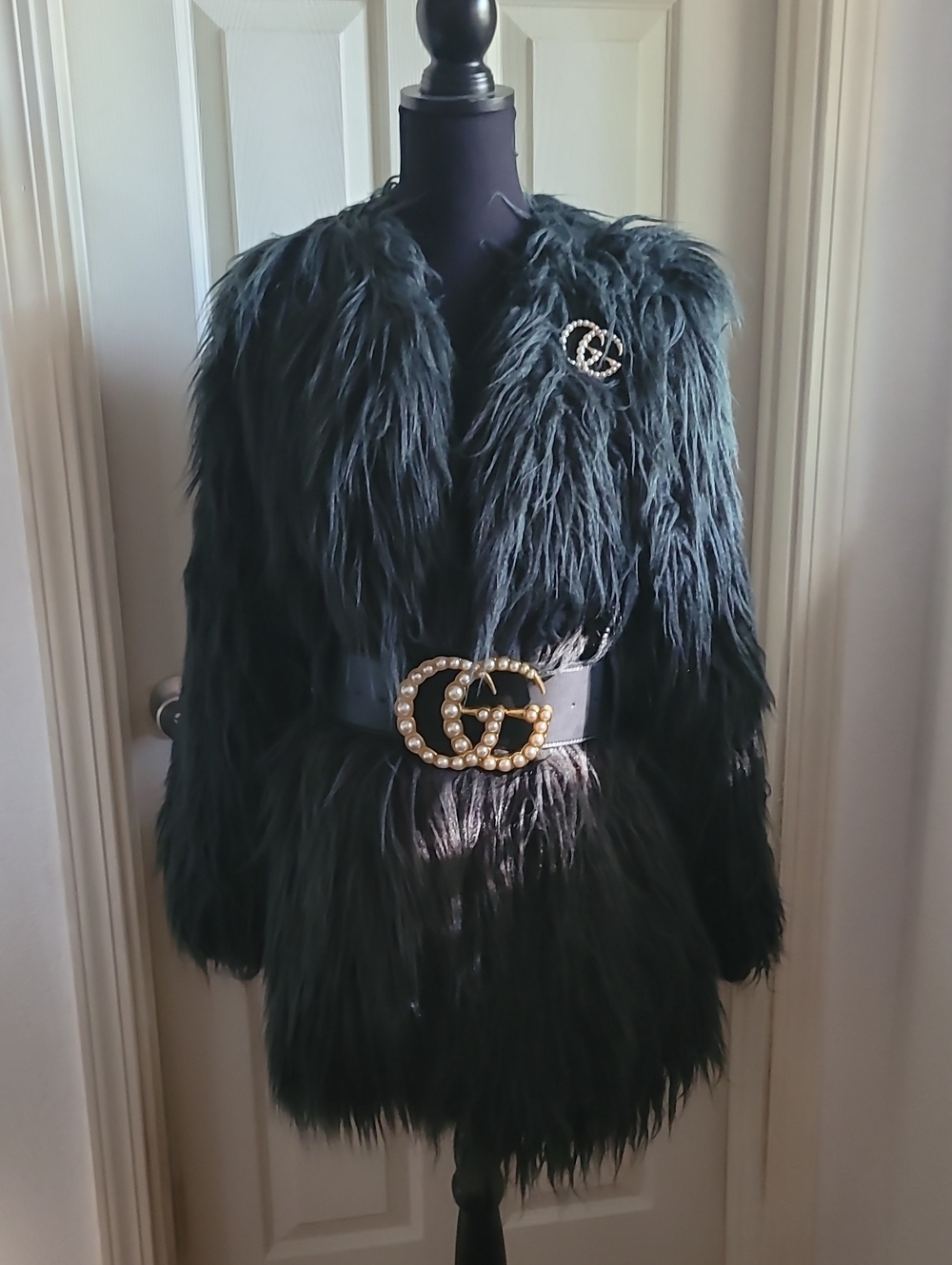 Luxury DEEP FOREST GREEN Faux Fur Coat with LACE LINING SIZE M